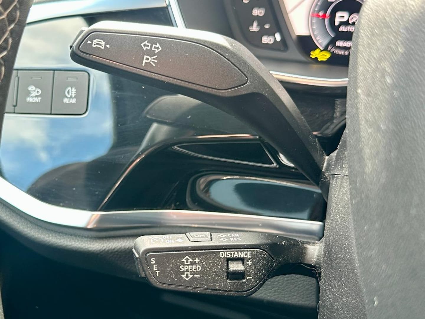 Bild über Audi Q3 Sportback S line 35 TDI S tronic - für weitere Informationen kontaktieren Sie den Audi Partner