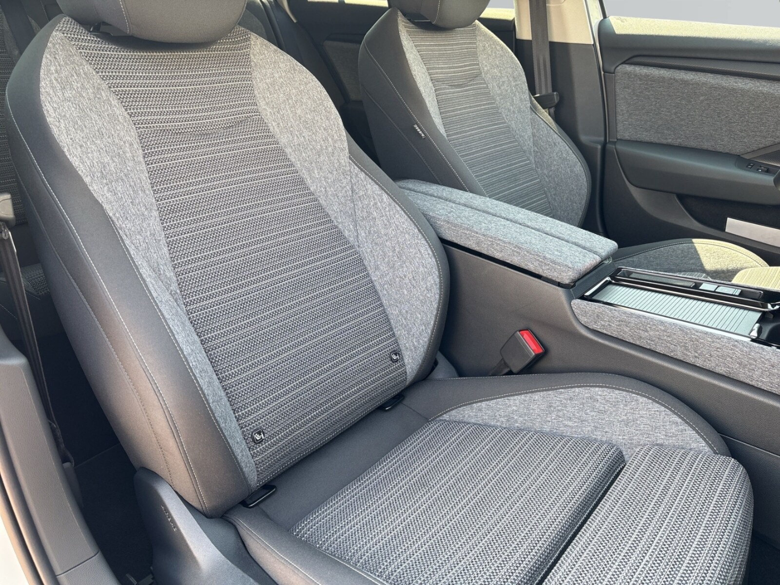 Škoda Superb Combi – Bild 8