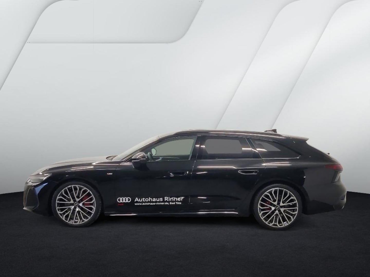 Bild über Audi A6 Avant TDI quattro 220 kW S tronic - für weitere Informationen kontaktieren Sie den Audi Partner