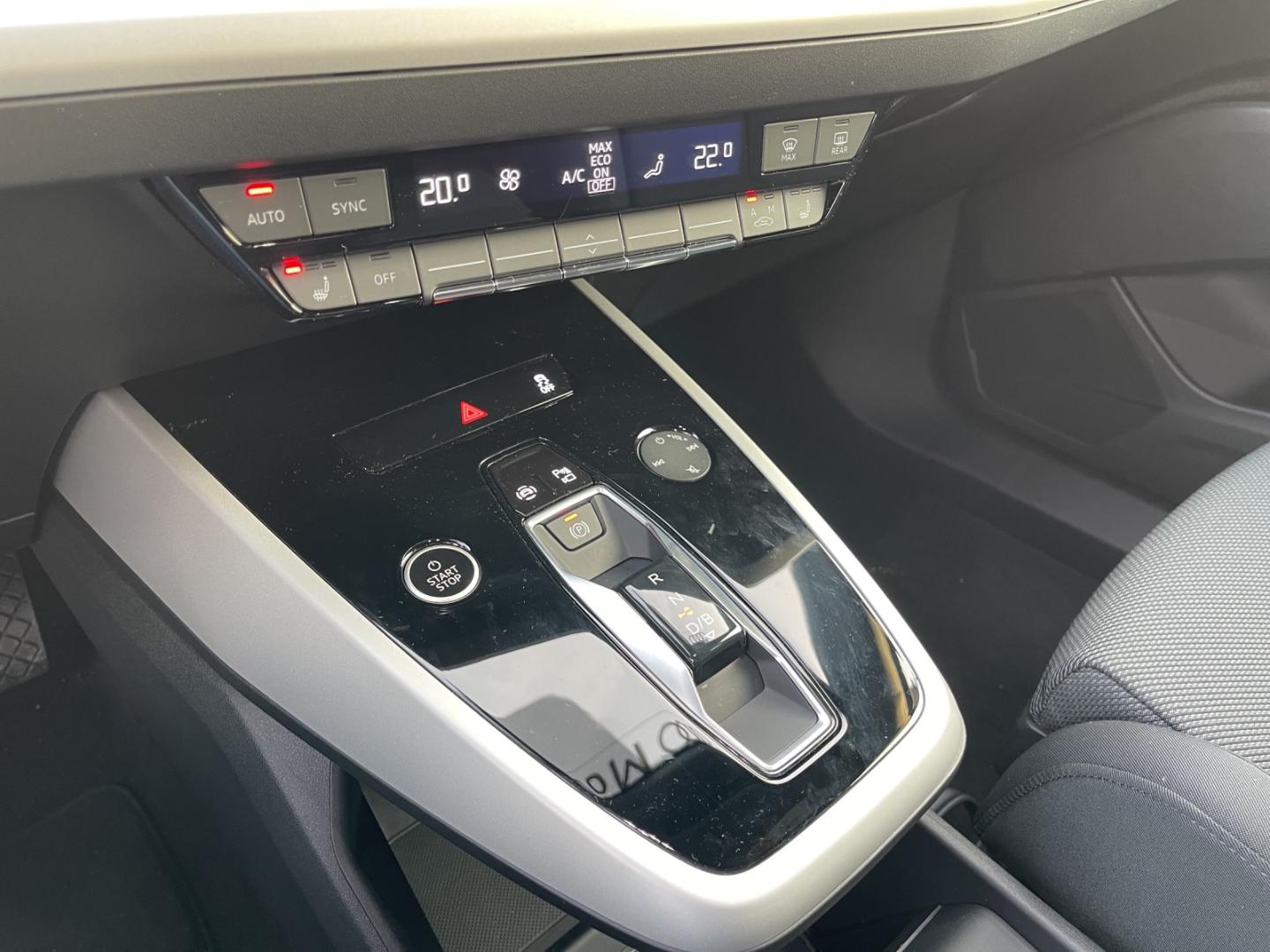 Image about Audi Q4 e-tron 40 e-tron