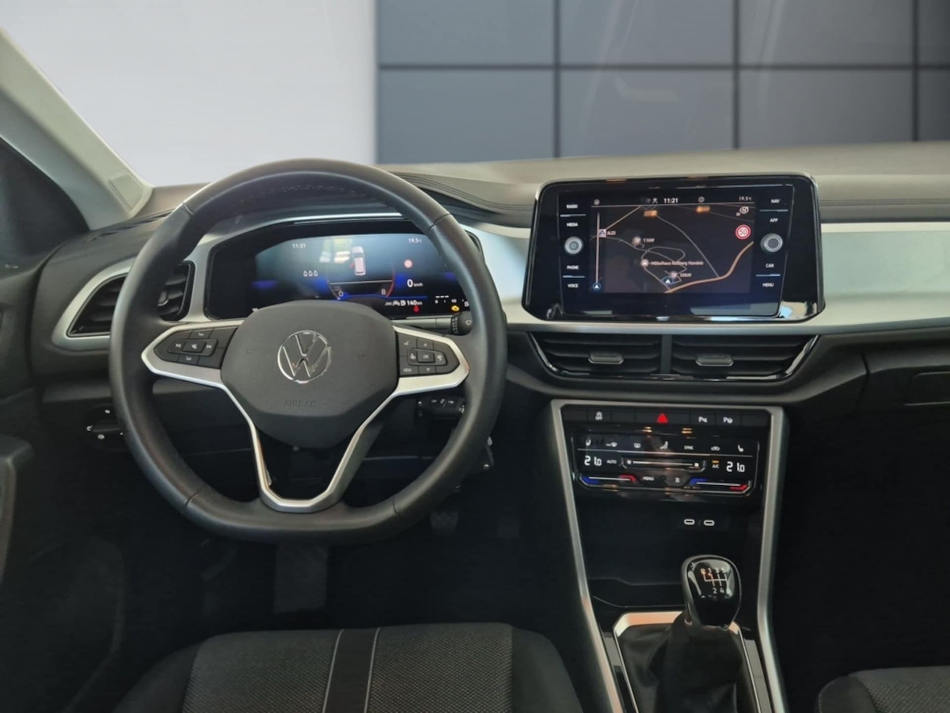Volkswagen T-Roc Life