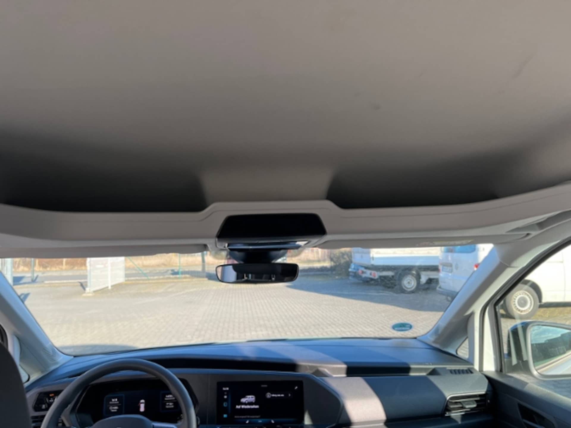 Volkswagen Caddy Maxi Basis-Modell