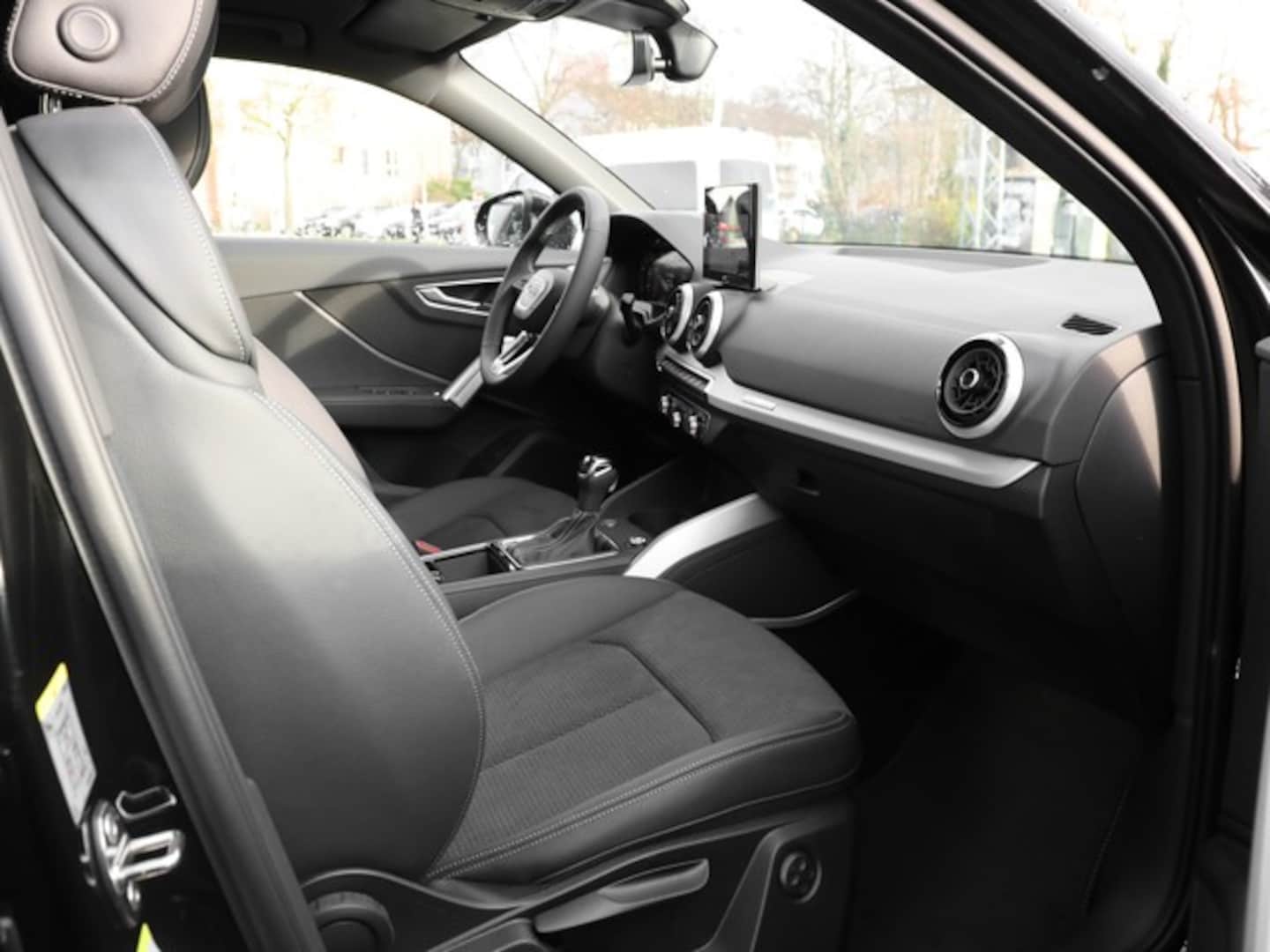 Bild über Audi Q2 S line 35 TFSI S tronic - für weitere Informationen kontaktieren Sie den Audi Partner
