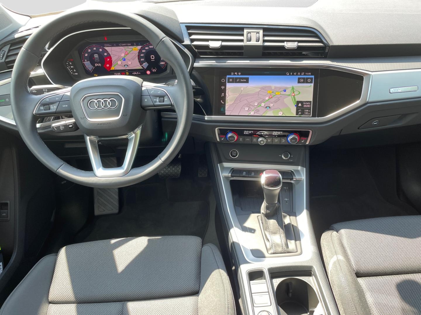 Bild über Audi Q3 TFSI 110 kW S tronic - für weitere Informationen kontaktieren Sie den Audi Partner