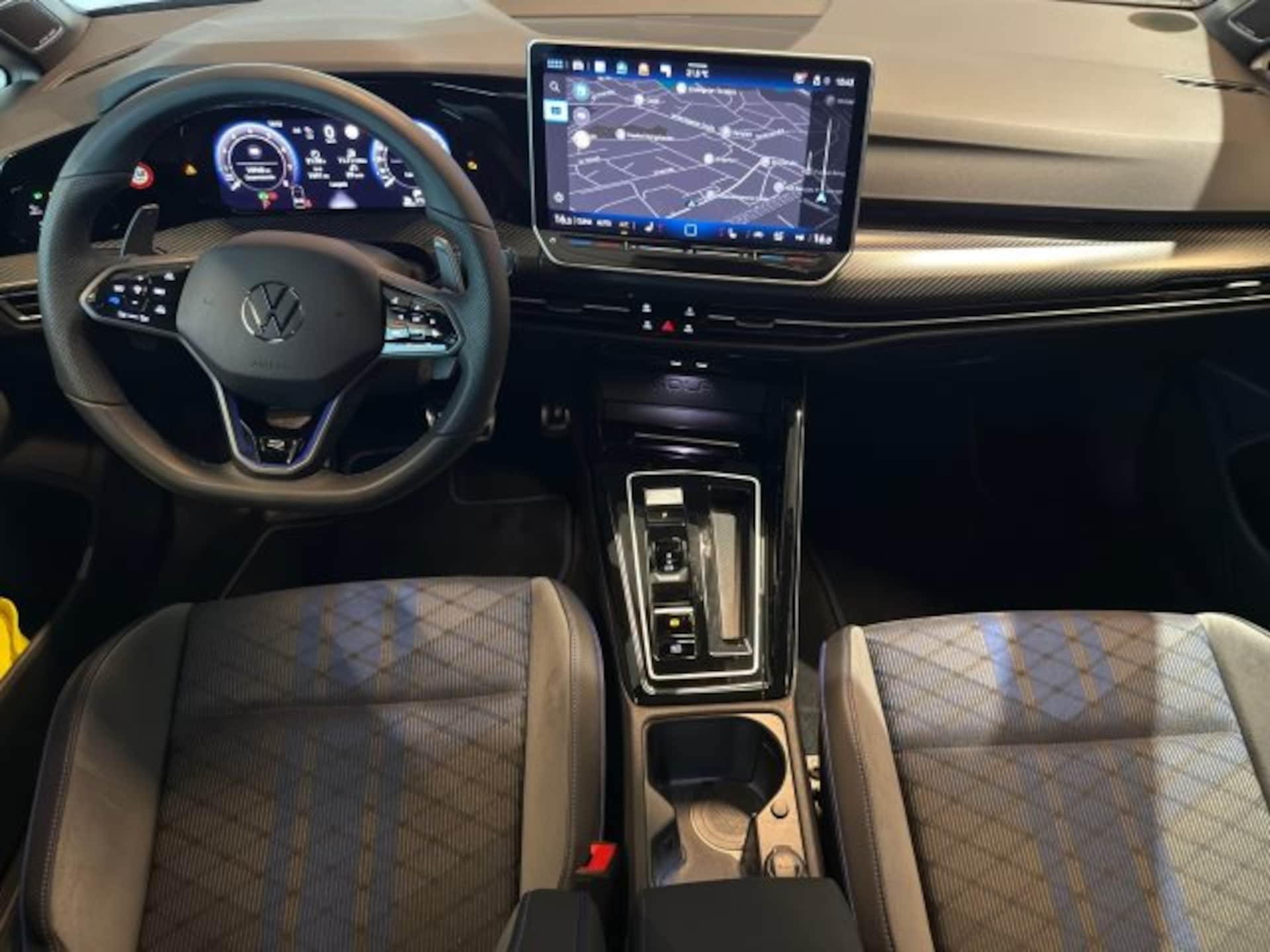Volkswagen Golf R Black Edition