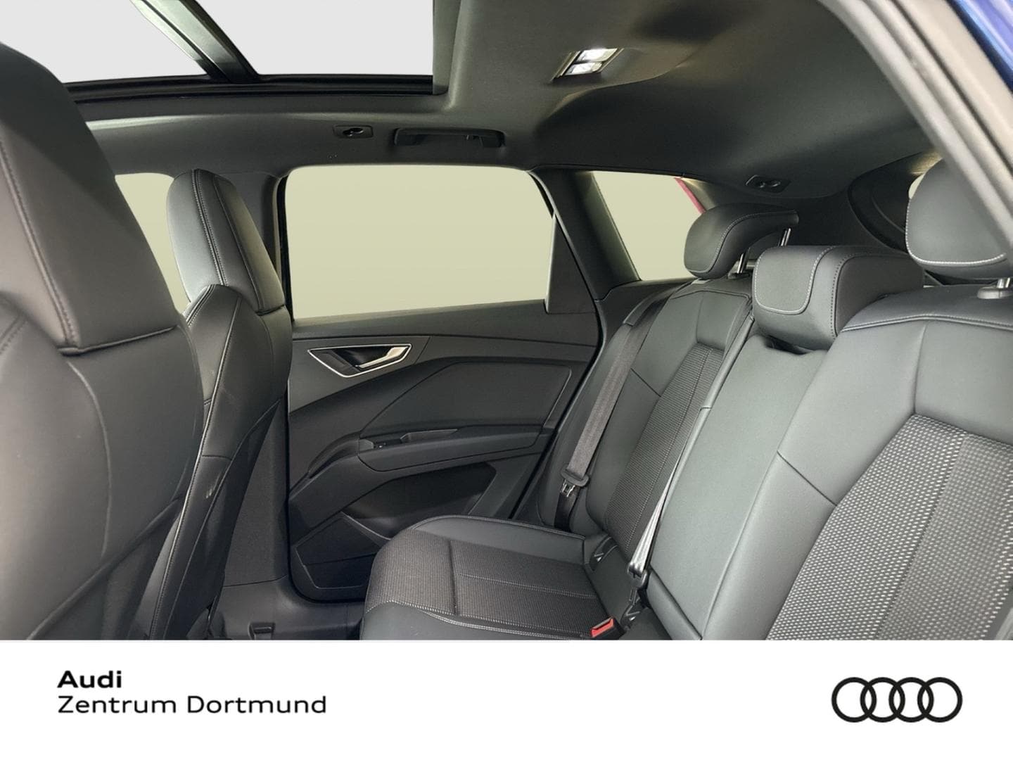 Bild über Audi Q4 e-tron 45 e-tron quattro - für weitere Informationen kontaktieren Sie den Audi Partner