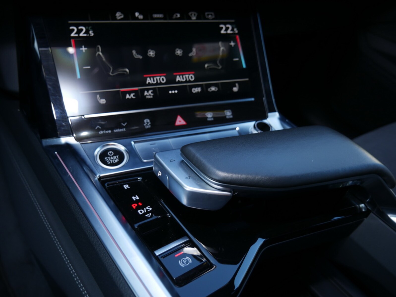 Audi Q8 e-tron – Bild 11