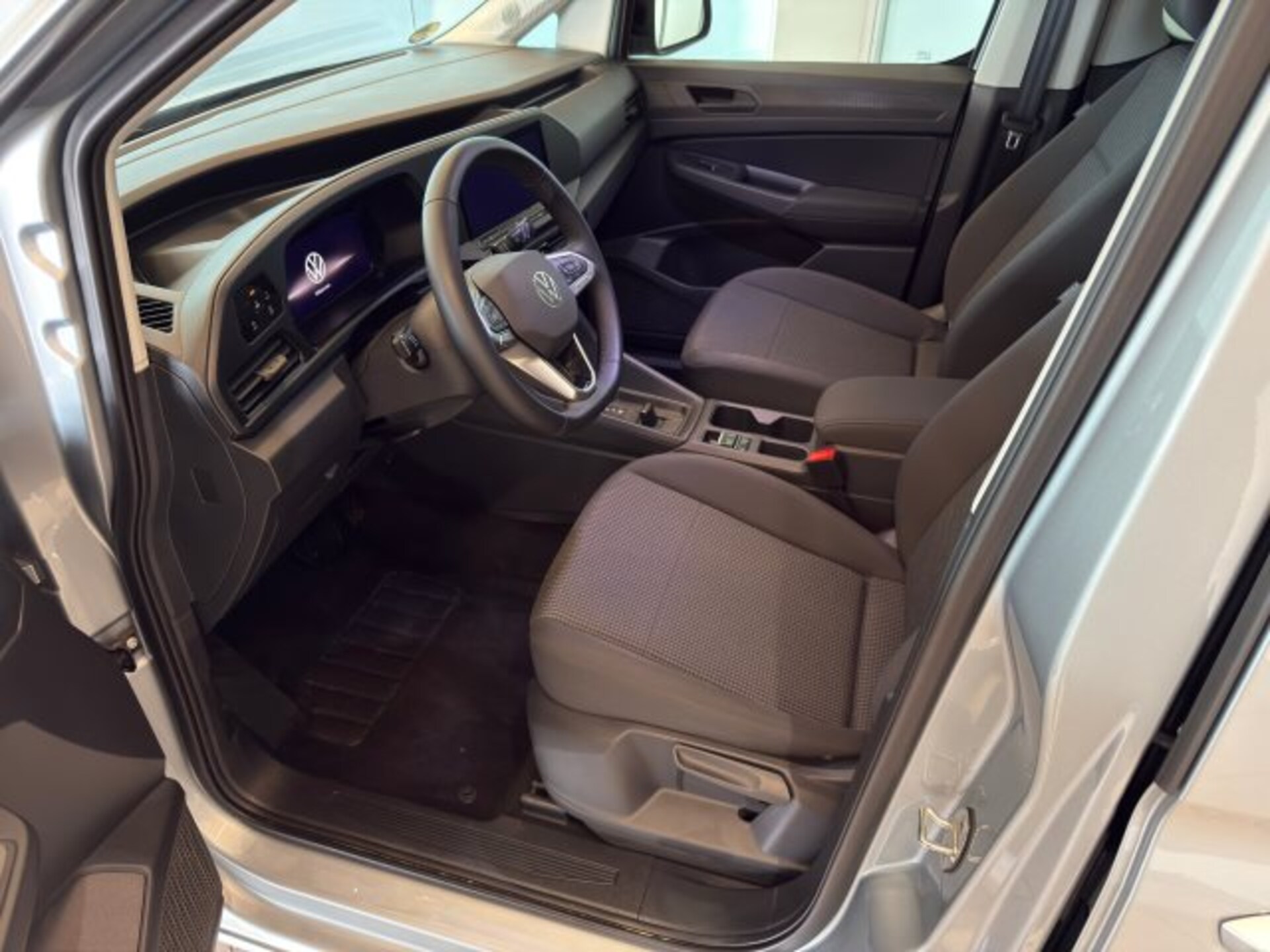Volkswagen Caddy Basis-Modell