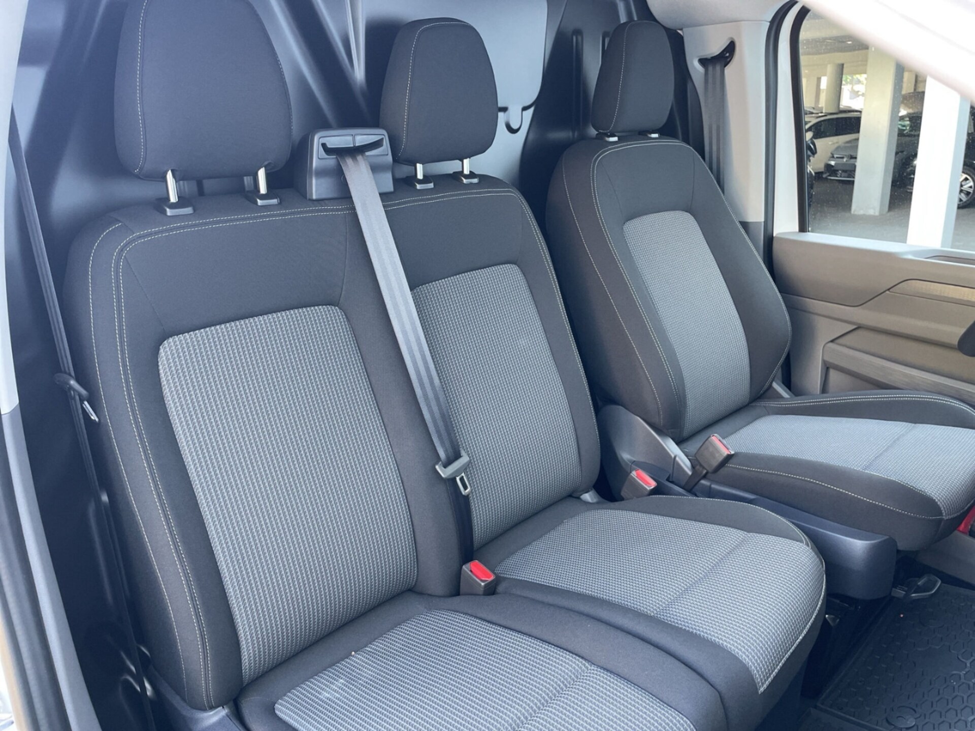 Volkswagen Transporter Kasten langer Radstand