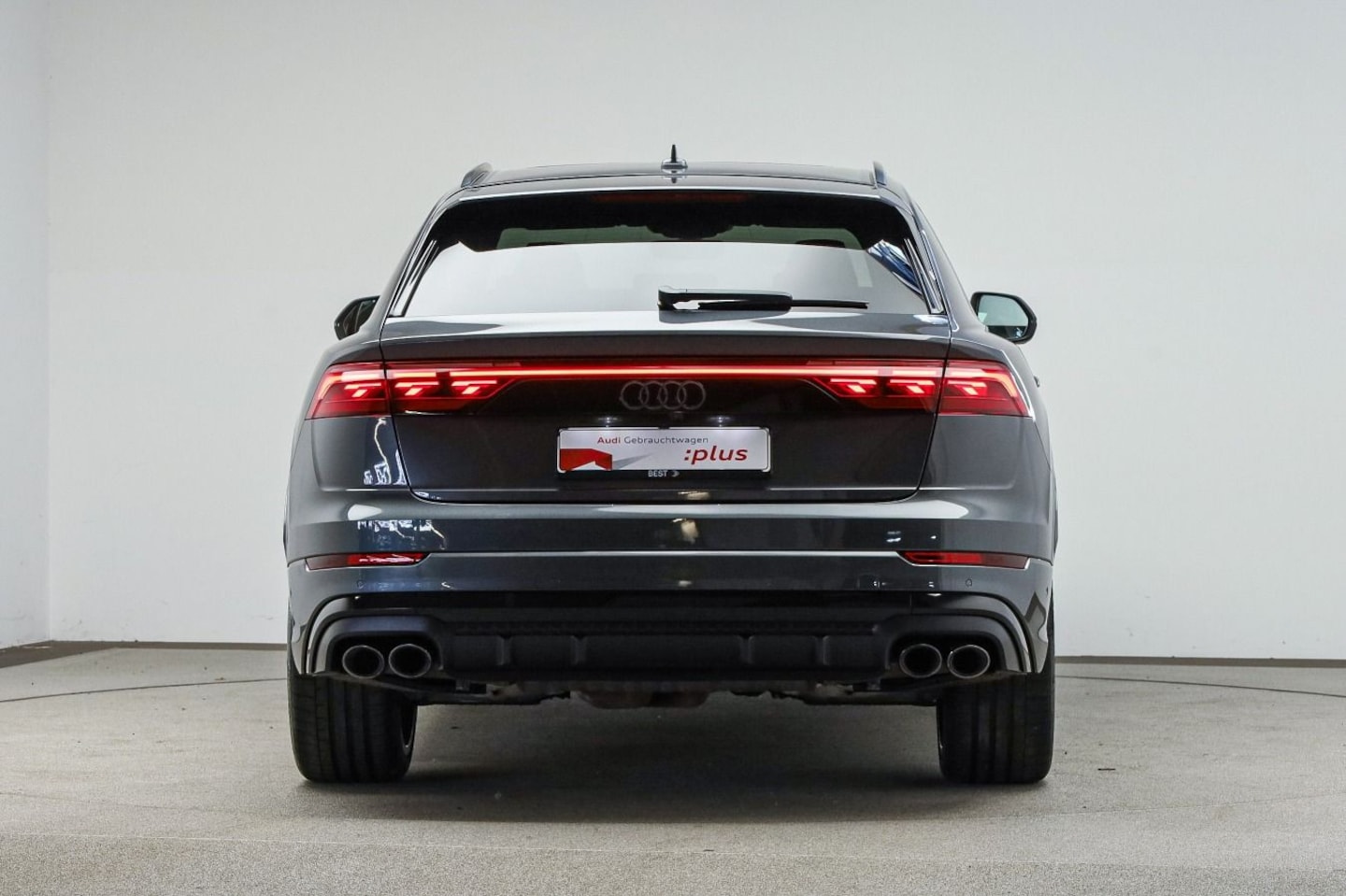 Bild über Audi SQ8 SUV TFSI quattro tiptronic - für weitere Informationen kontaktieren Sie den Audi Partner