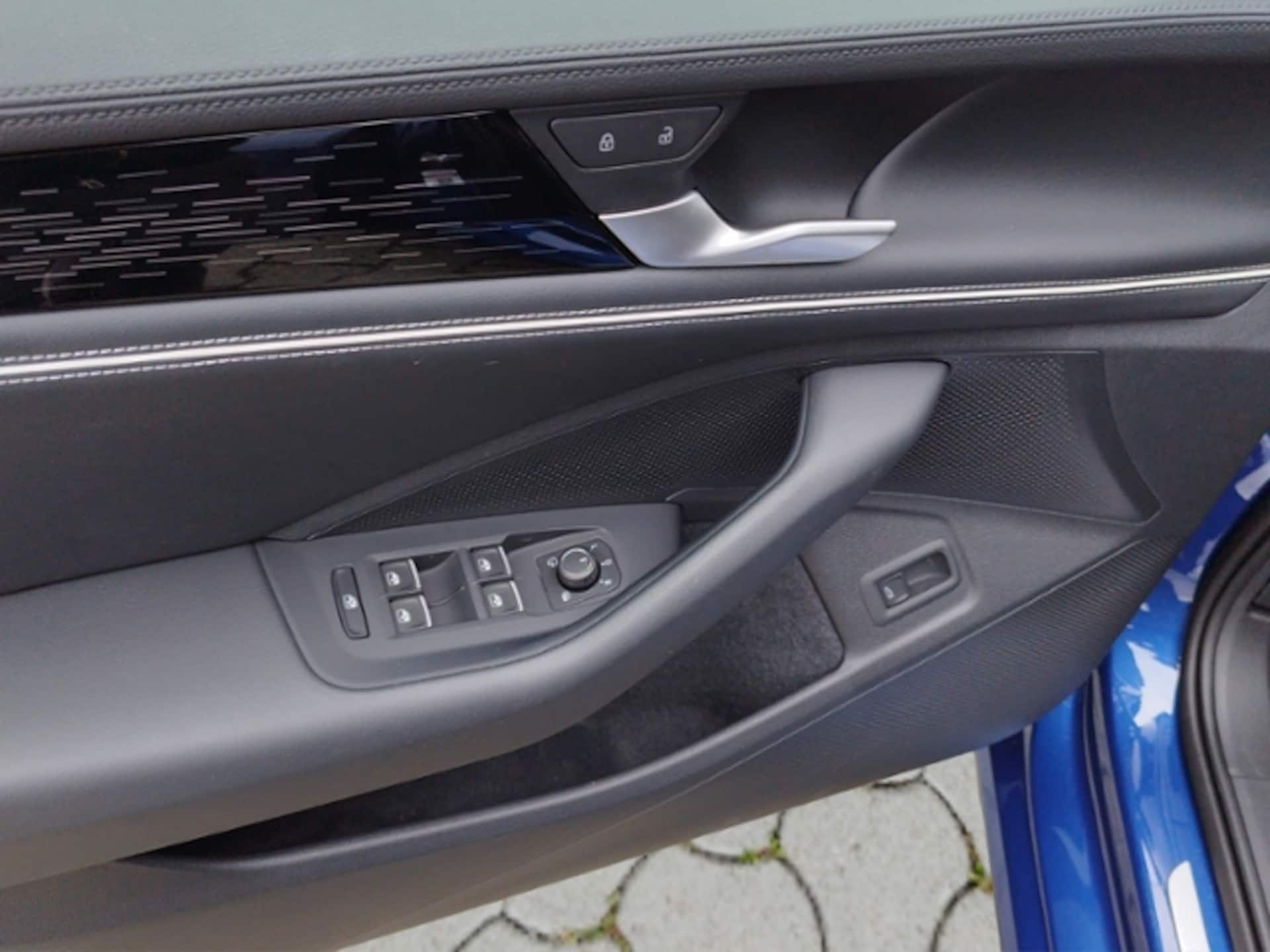 Volkswagen Passat Elegance