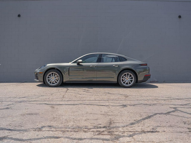 2025 Porsche Panamera