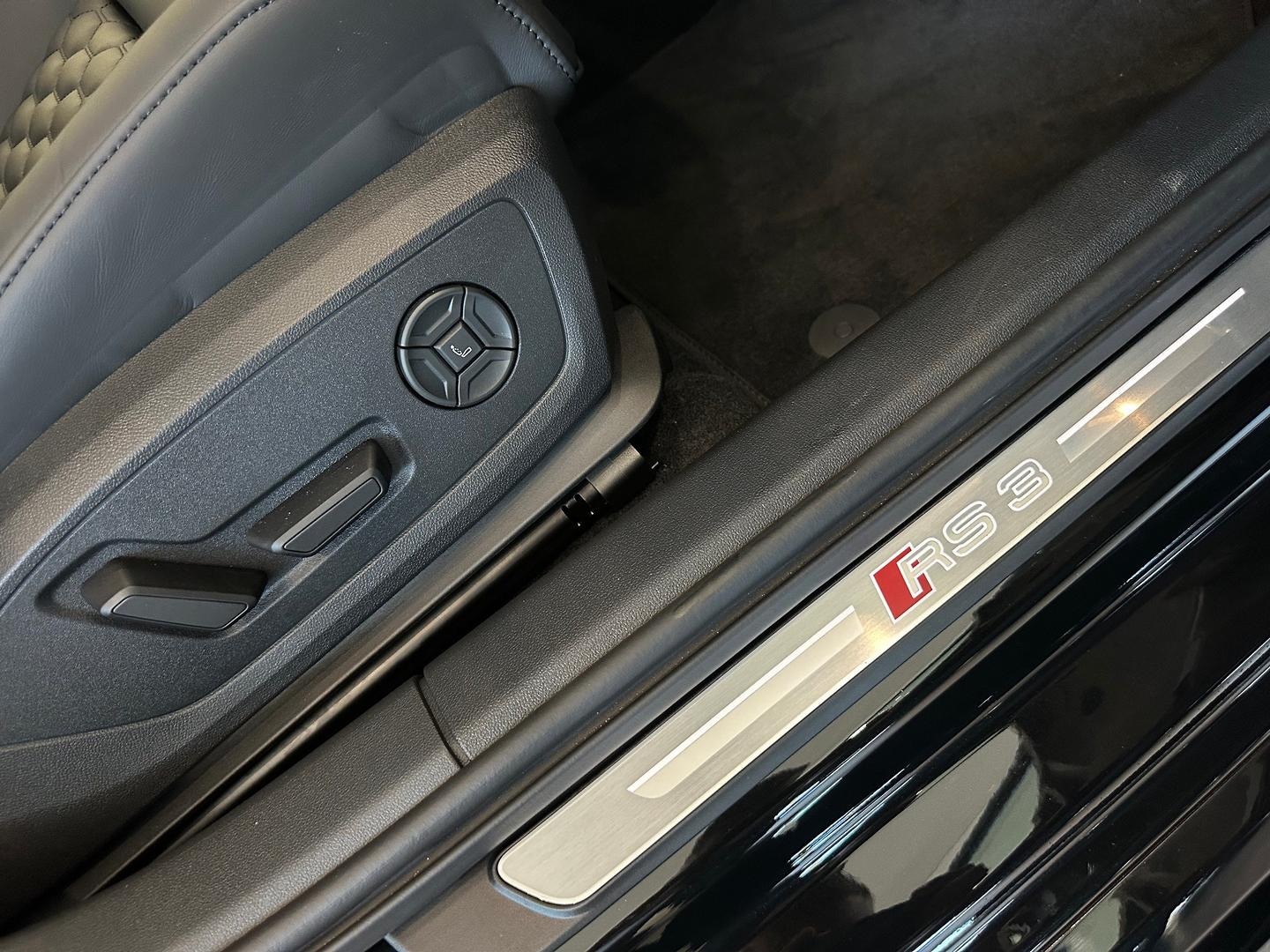 Image about Audi RS 3 Sportback TFSI quattro S tronic