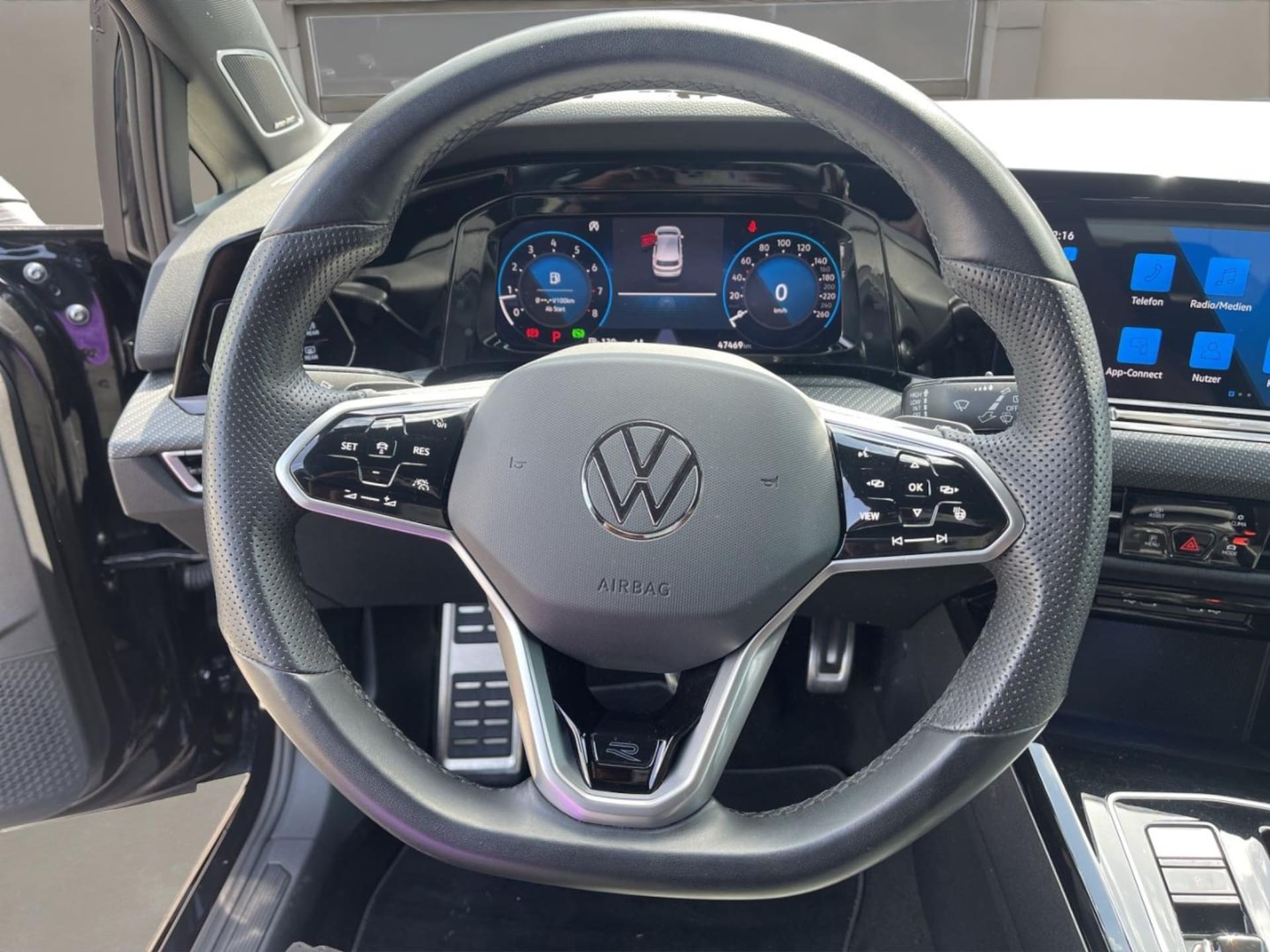 Volkswagen Golf R-Line