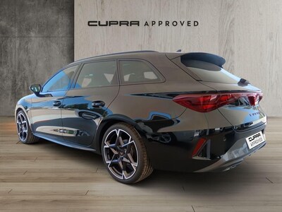 CUPRA Leon Sportstourer 1.5 eTSI DSG 110 kW (150 CV) — photo 2