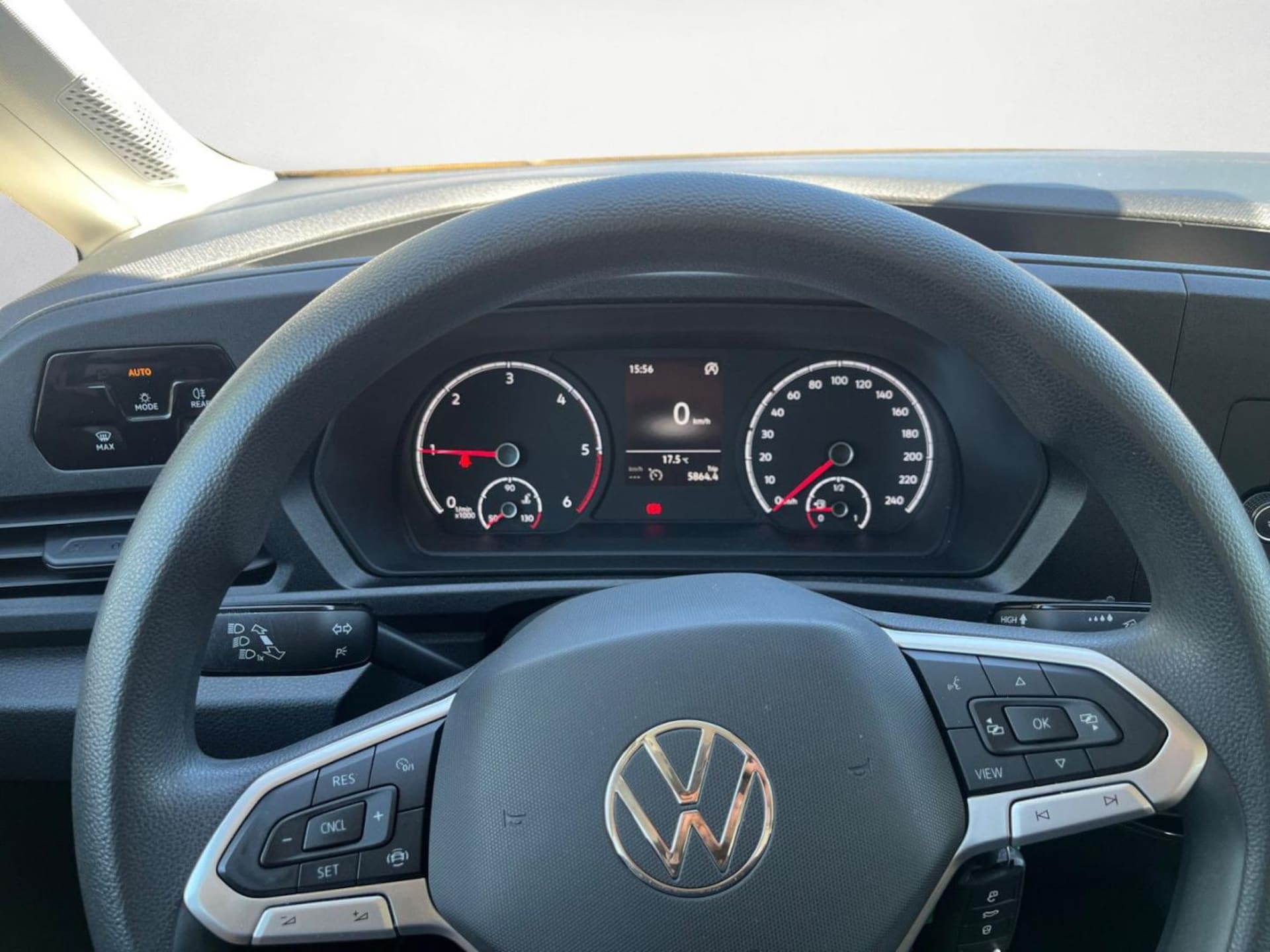 Volkswagen Caddy Basis-Modell