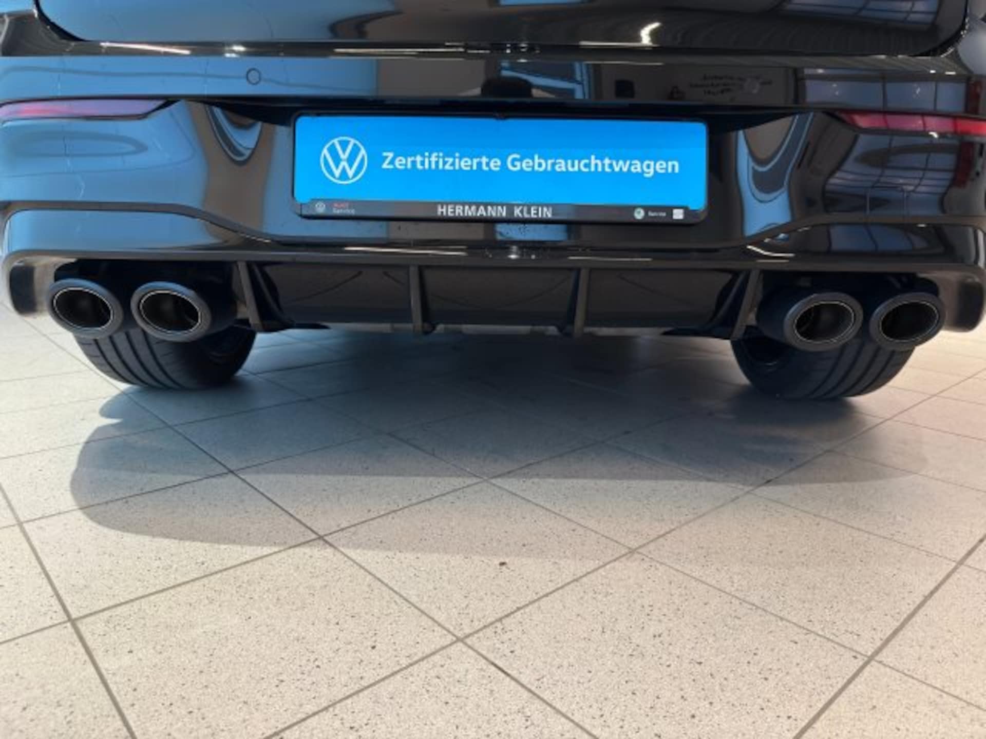 Volkswagen Golf R Black Edition