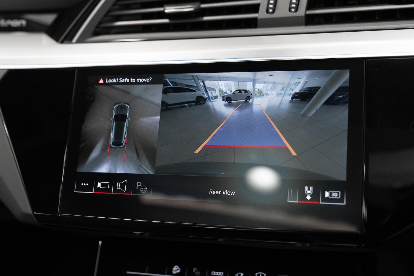 Image about Audi Q8 e-tron Launch Edition 55 e-tron quattro