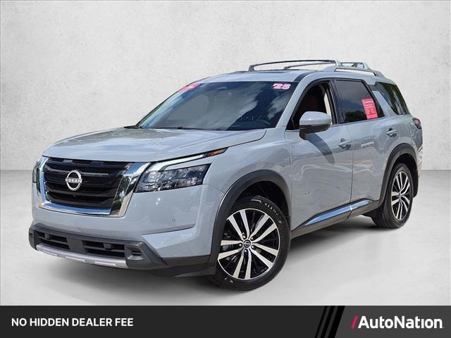 2025 Nissan Pathfinder Platinum