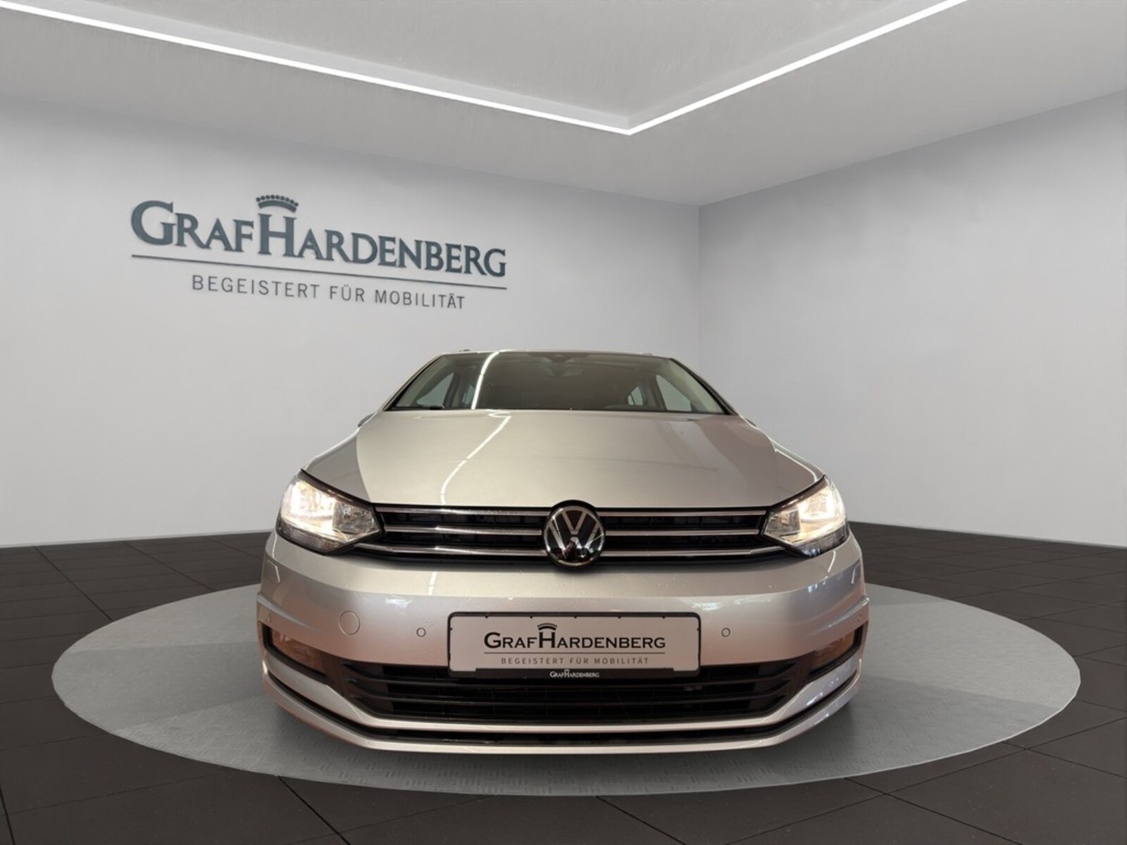 Volkswagen Touran – Bild 9