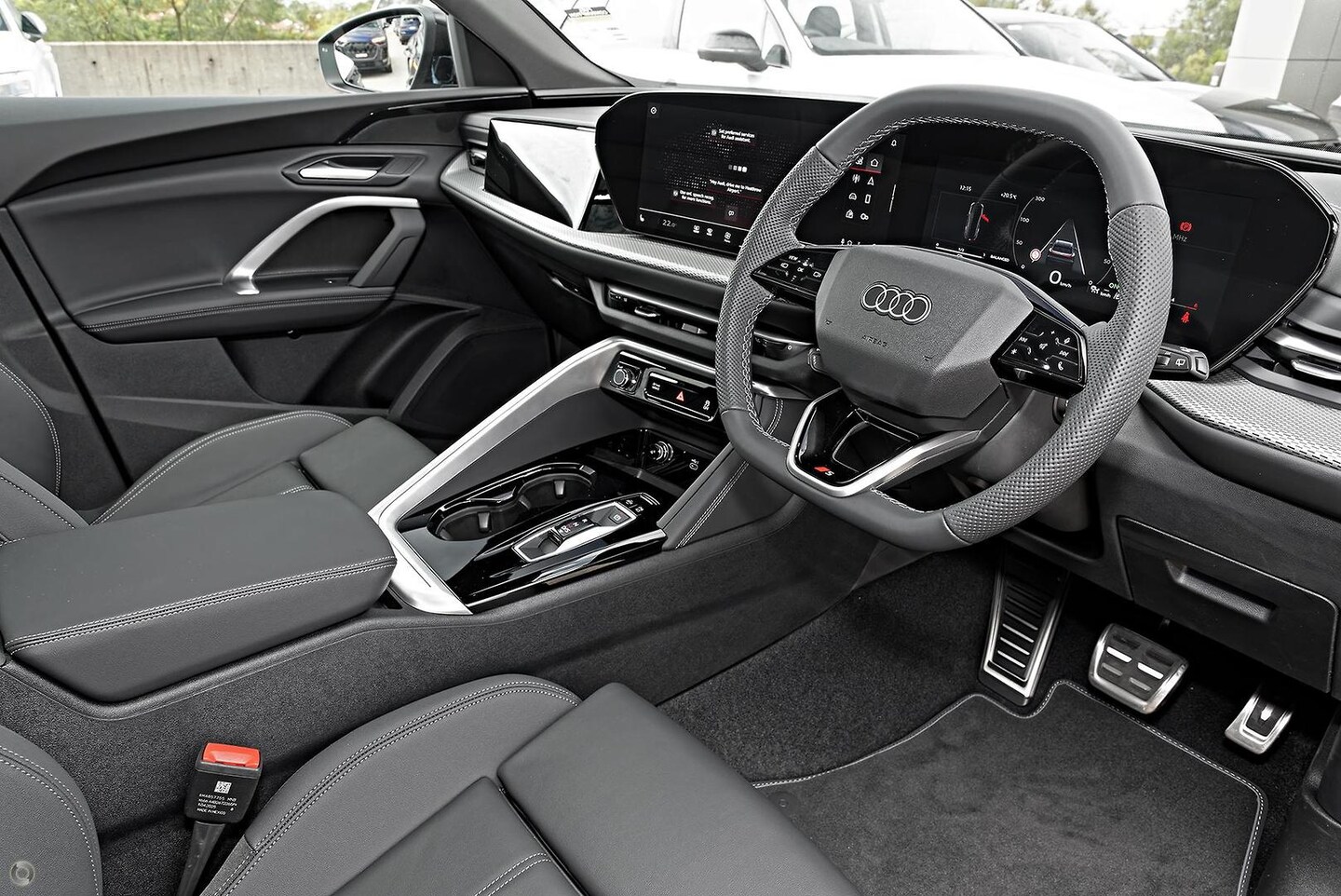 Image about Audi Q5 SUV TDI quattro 150 kW sport
