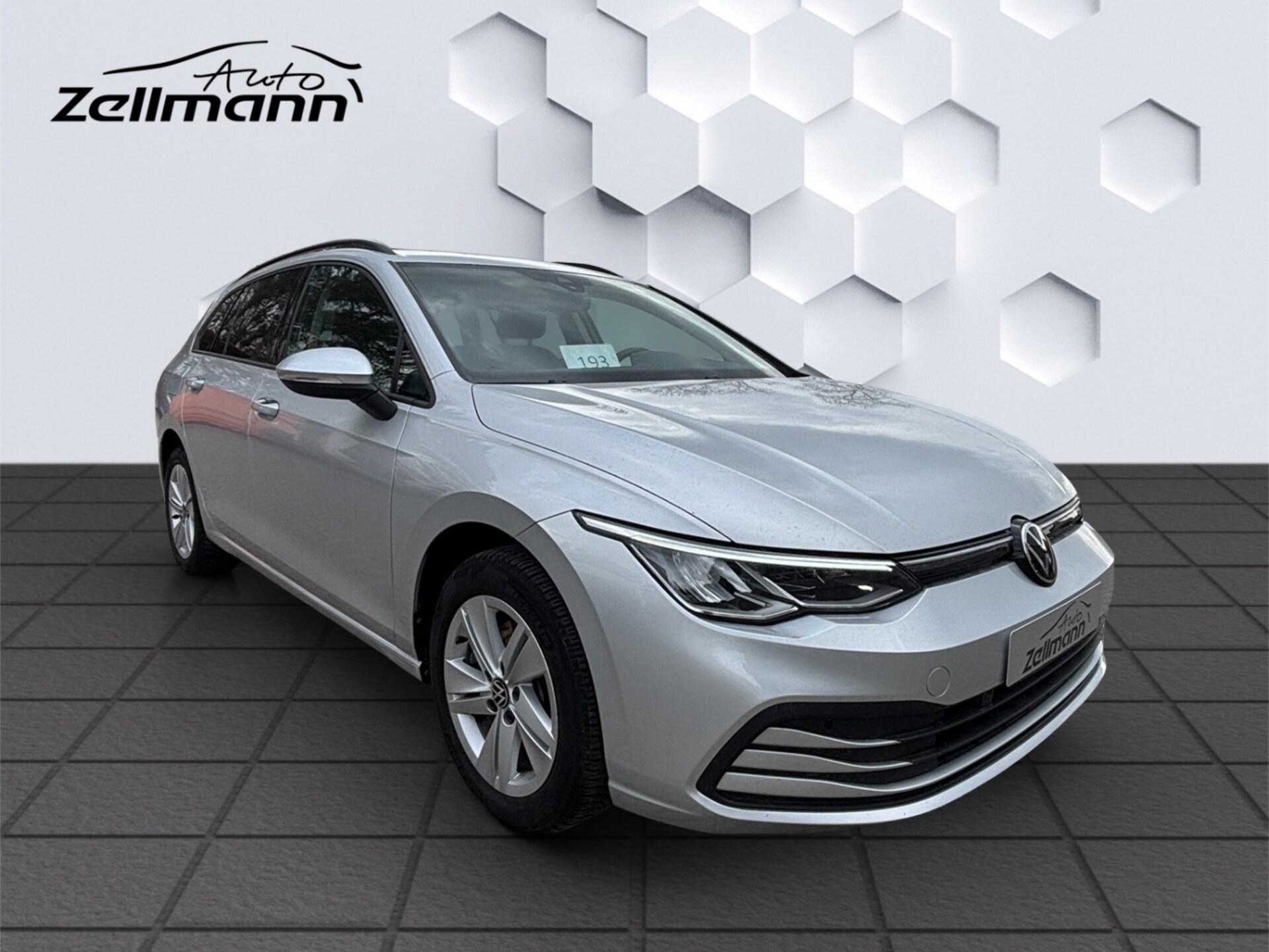 Volkswagen Golf Variant Life