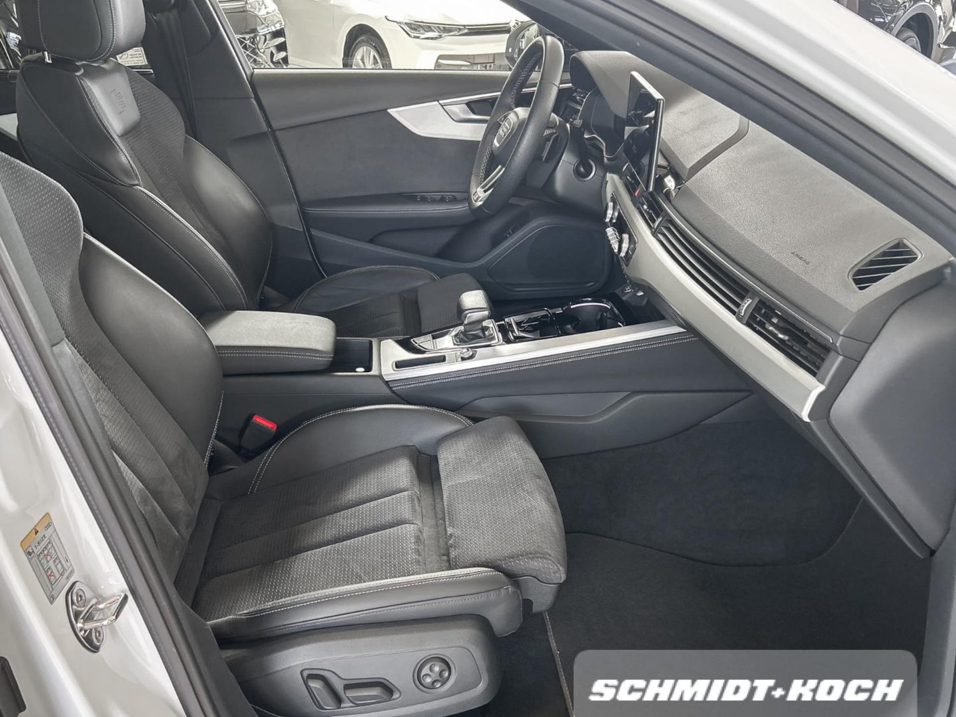 Audi A4 Avant S line