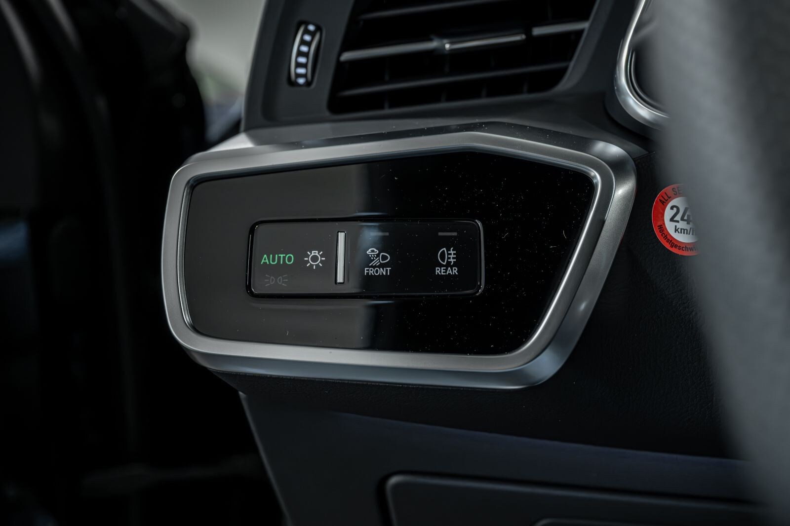 Image about Audi A6 Avant S line 45 TDI quattro S tronic