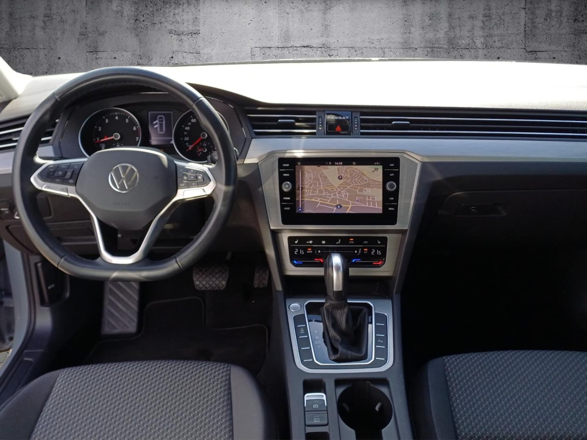Volkswagen Passat Variant Basis-Modell