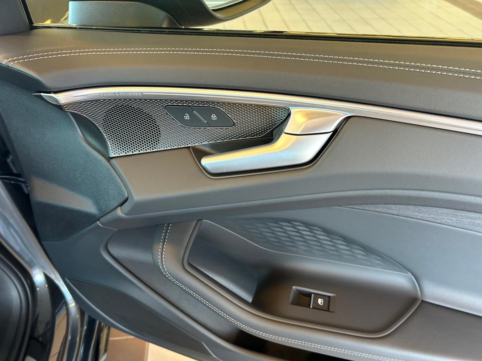 2026 Audi A6 Premium Plus - Photo 31