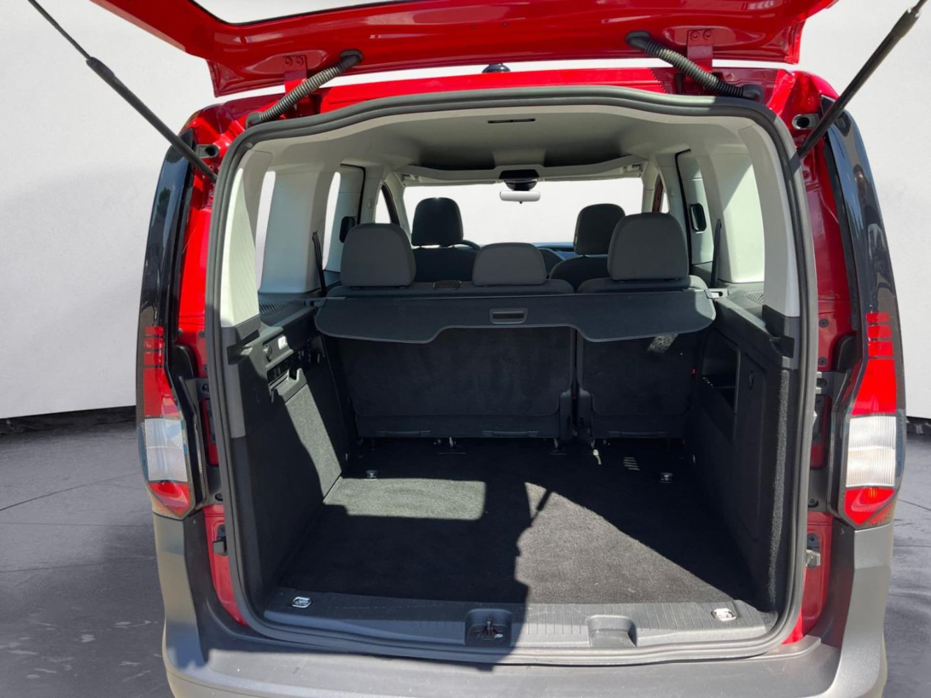 Volkswagen Caddy Basis-Modell