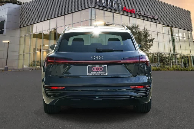 2024 Audi Q8 e-tron