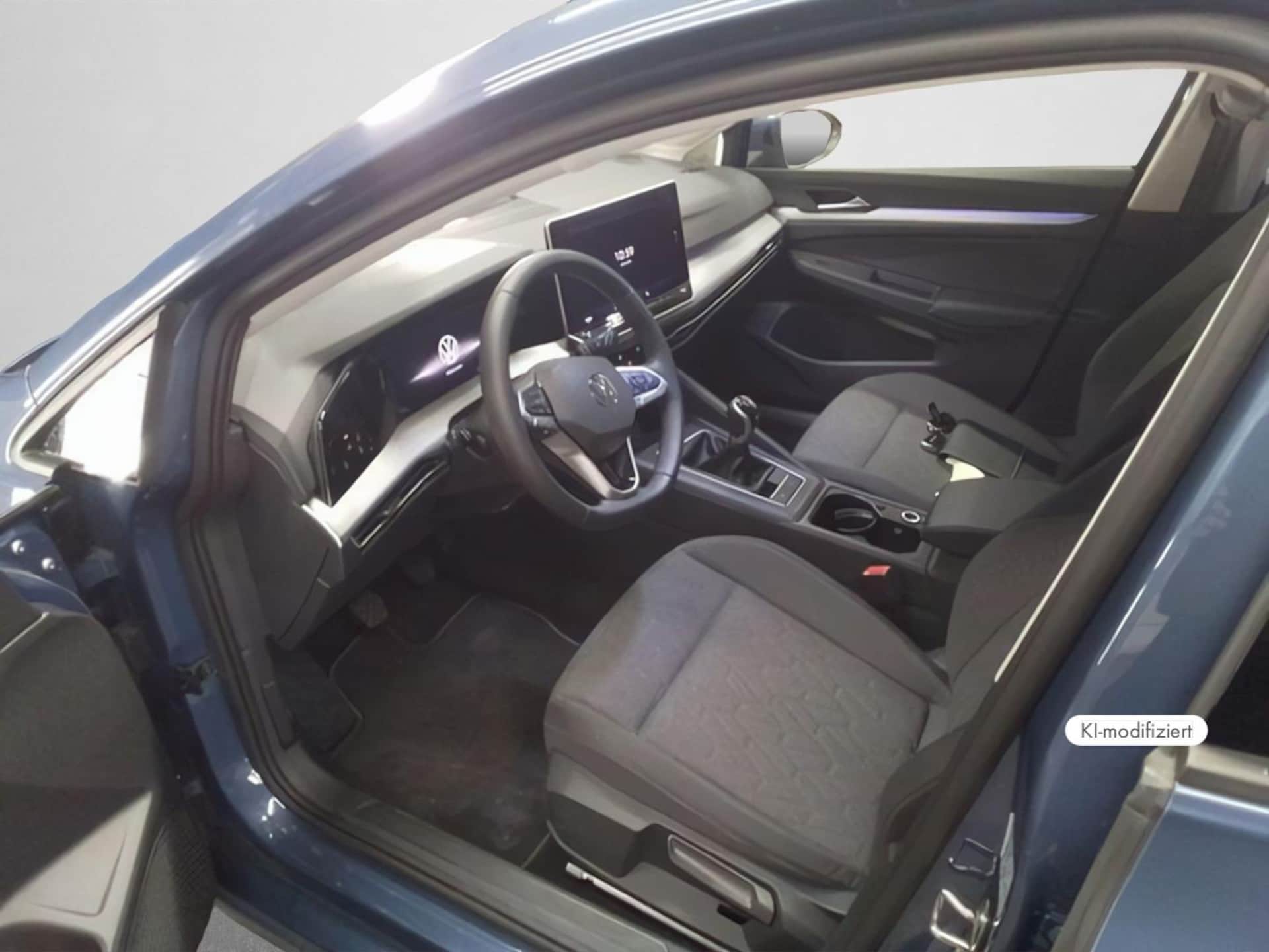 Volkswagen Golf Life