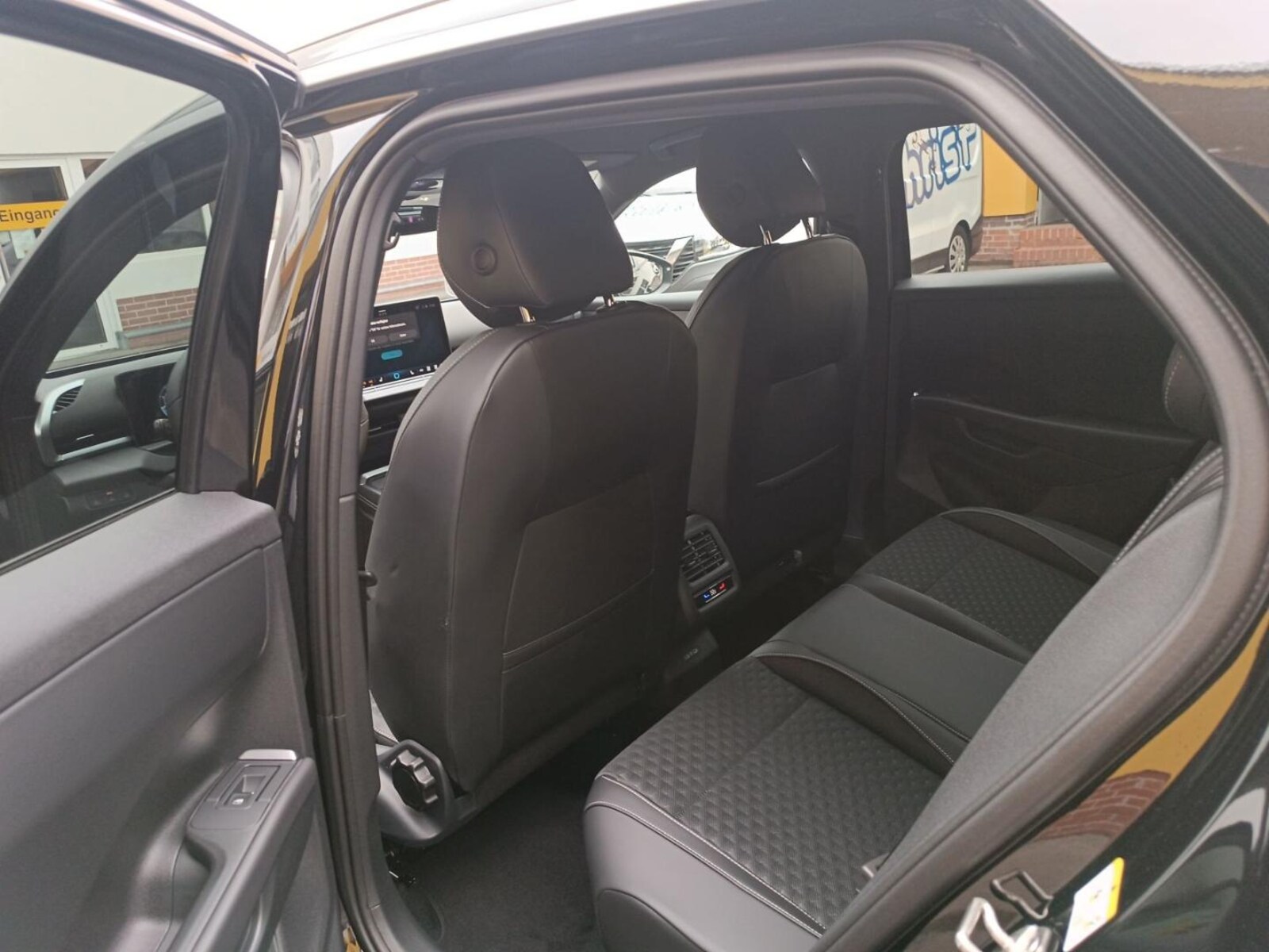Volkswagen T-Roc – Bild 8