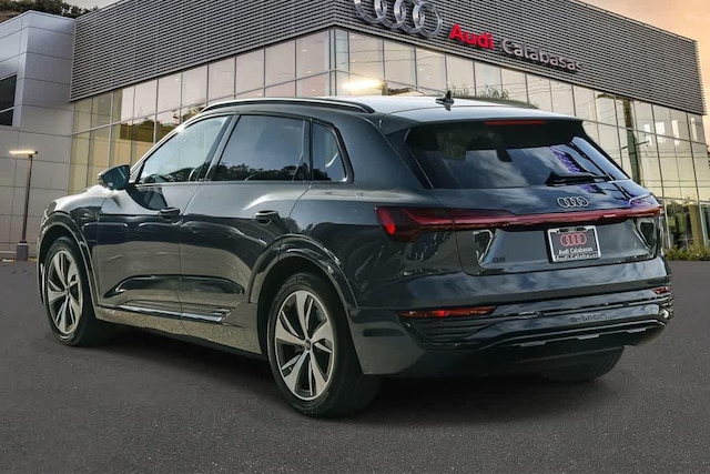 2024 Audi Q8 e-tron