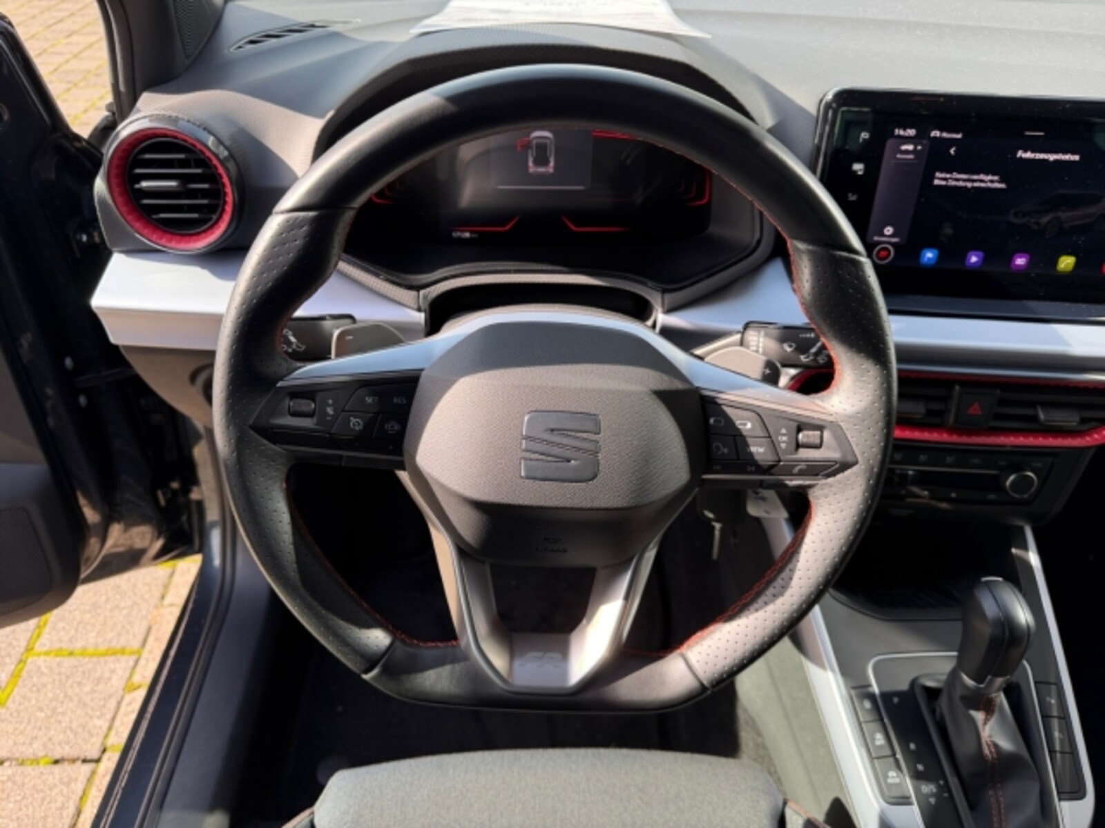 SEAT Arona – Bild 11