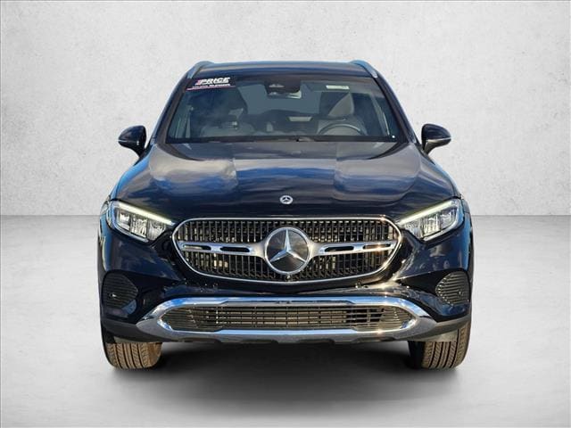 2025 Mercedes-Benz GLC 300