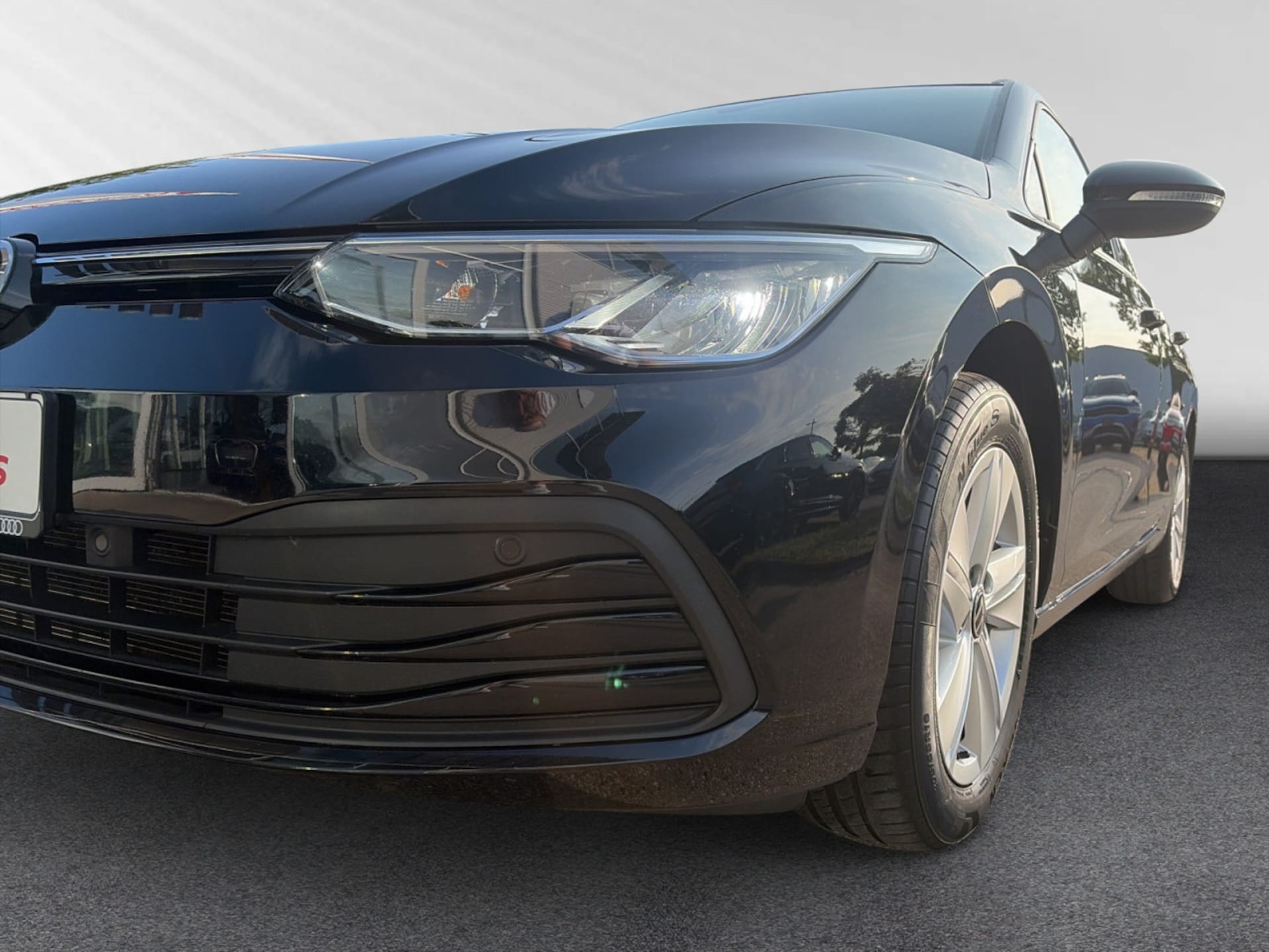 Volkswagen Golf Variant Life