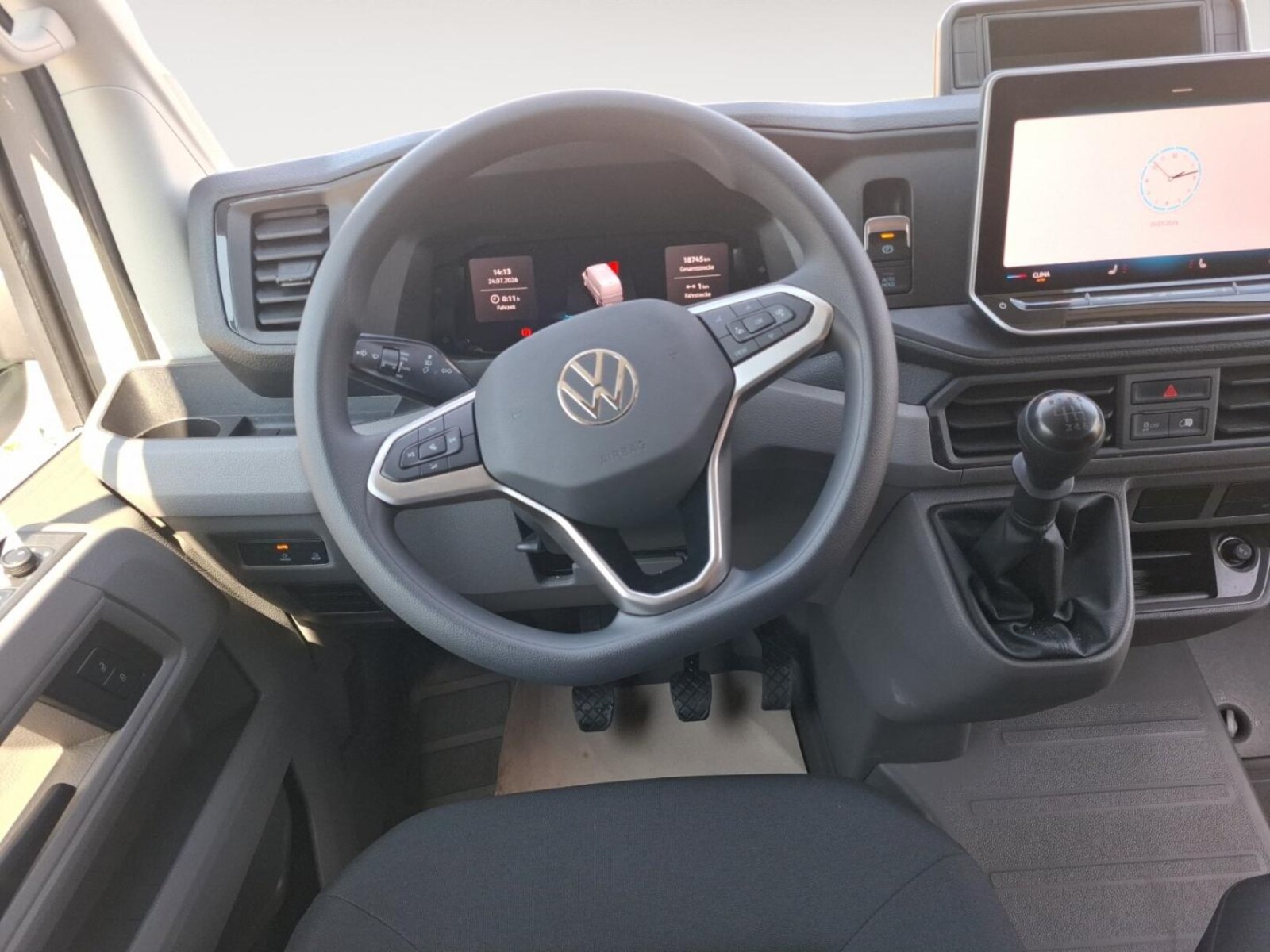 Volkswagen Crafter Kasten mittlerer Radstand – Bild 10
