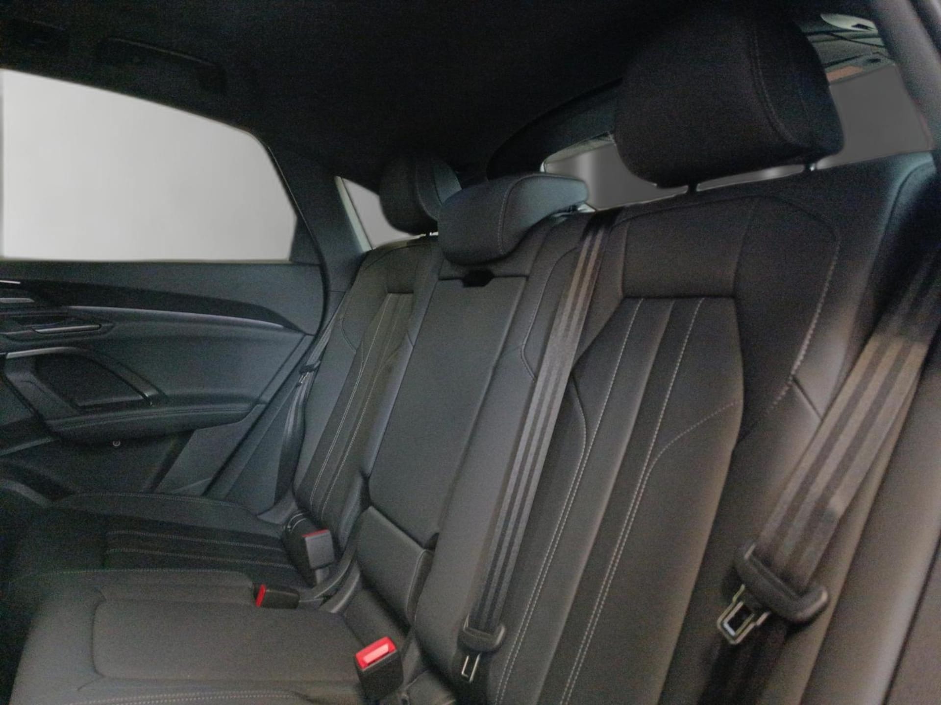 Audi Q5 Sportback edition one