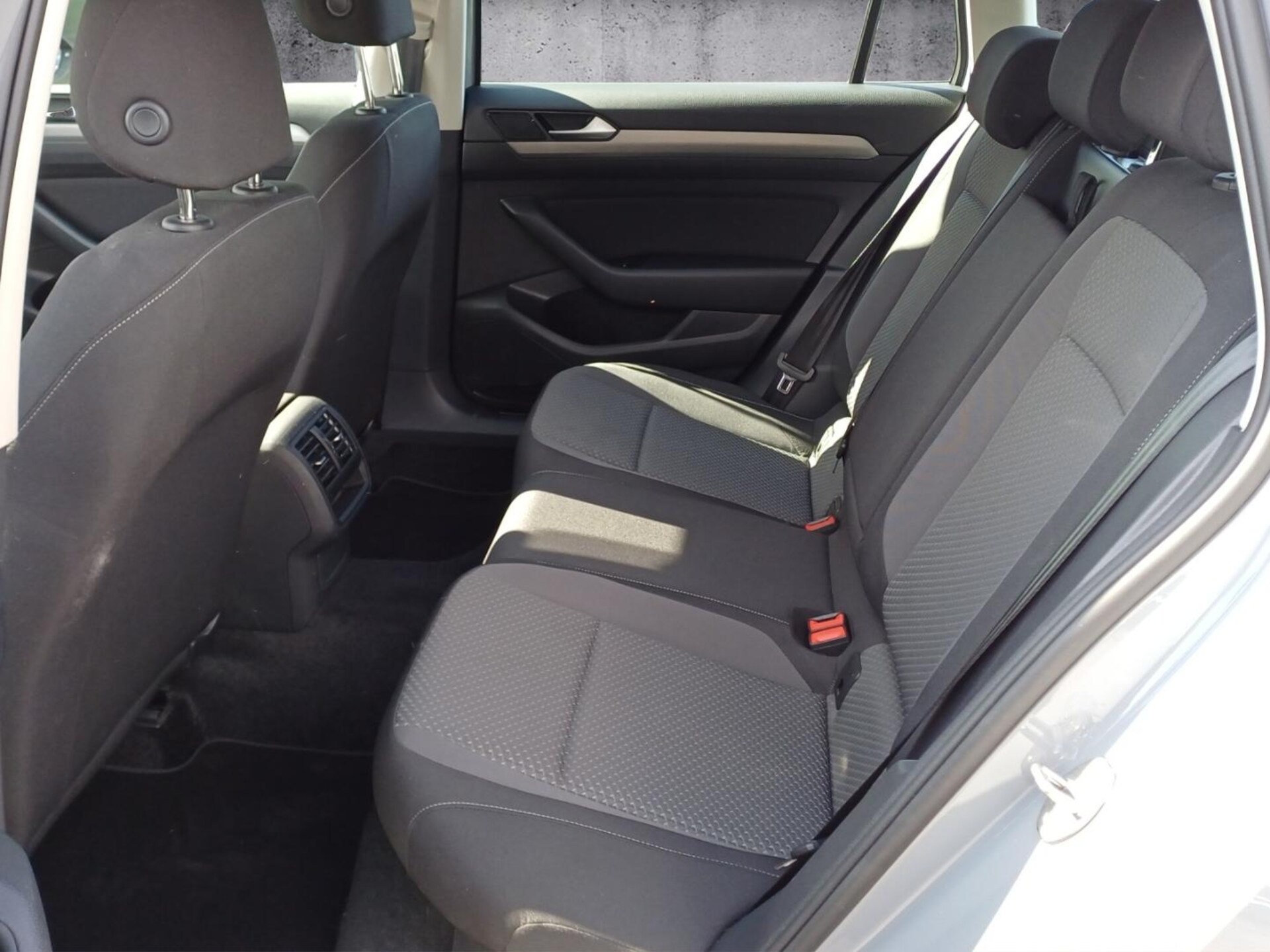 Volkswagen Passat Variant Basis-Modell