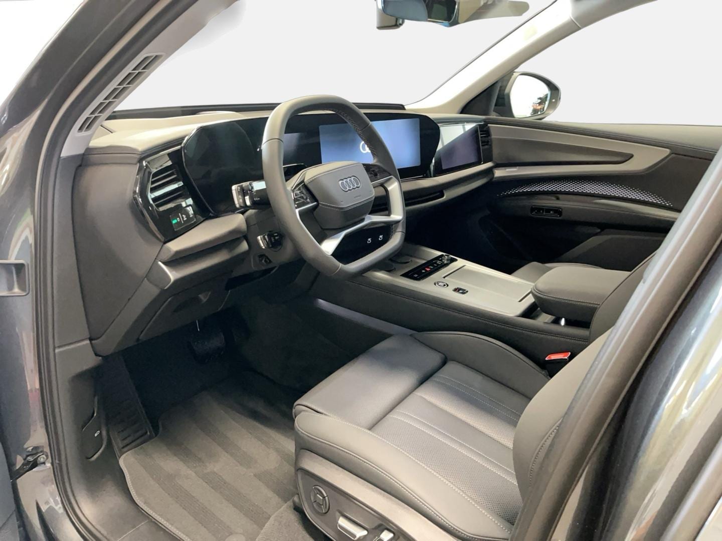 Bild über Audi Q7 SUV TDI quattro 220 kW tiptronic - für weitere Informationen kontaktieren Sie den Audi Partner