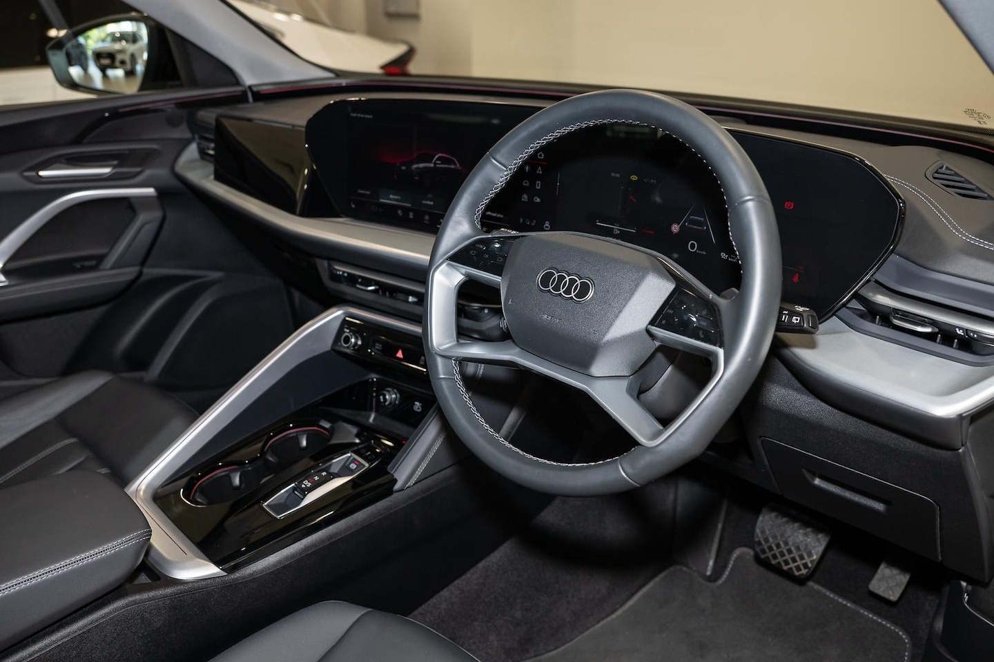 Image about Audi Q5 SUV TDI quattro 150 kW