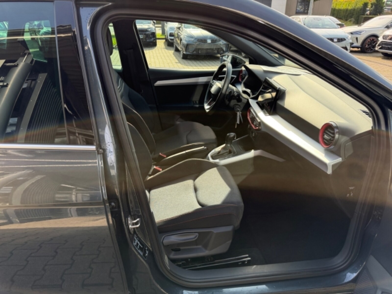 SEAT Arona – Bild 15