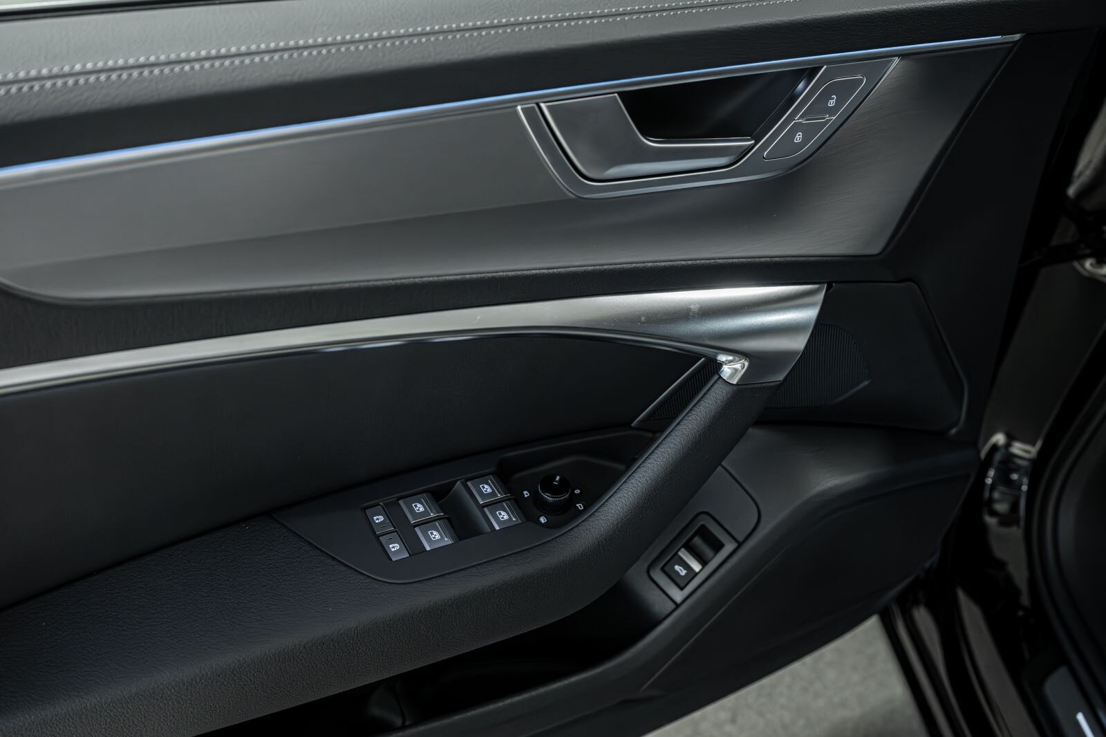 Image about Audi A6 Avant S line 45 TDI quattro S tronic