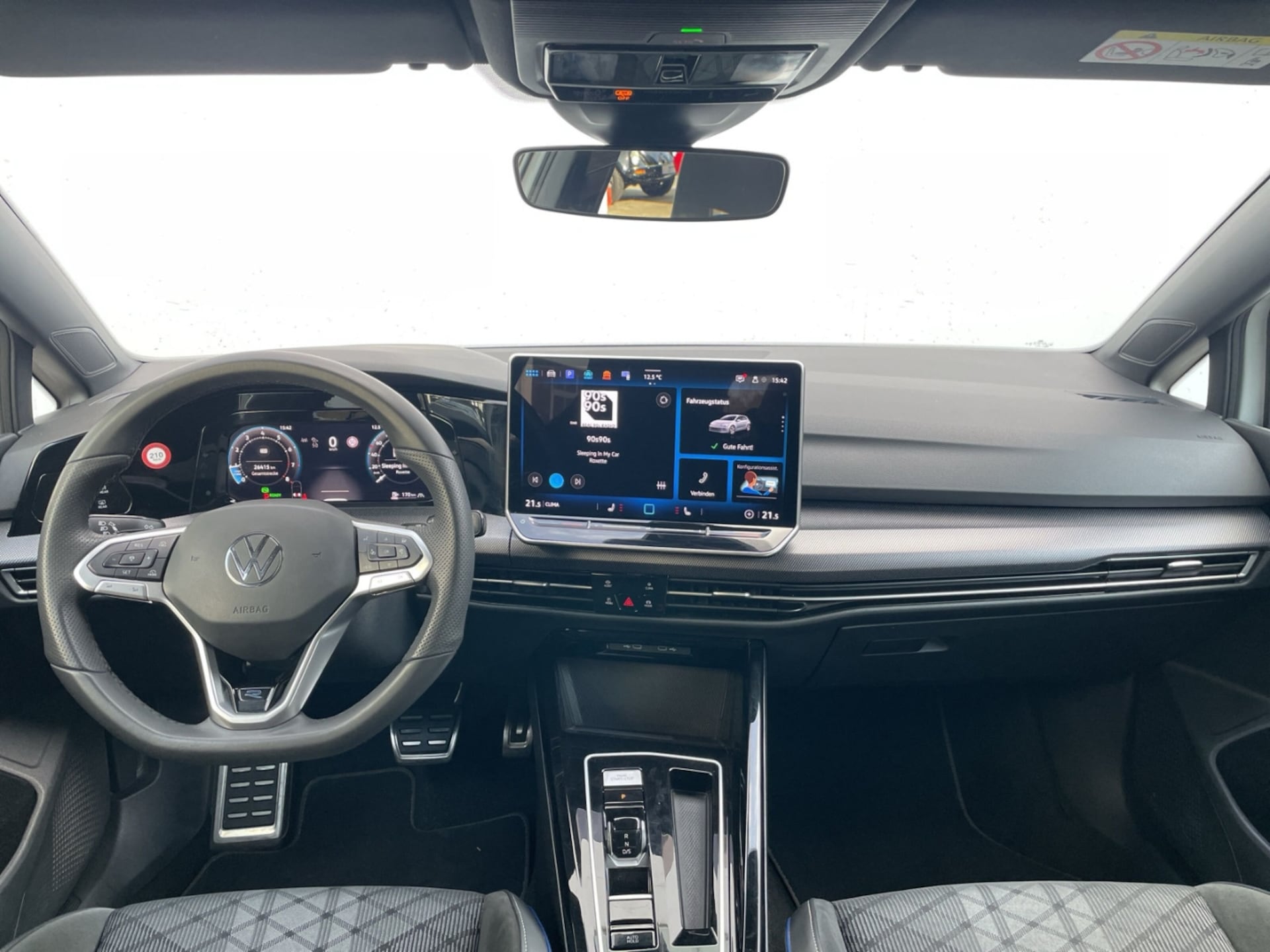 Volkswagen Golf R-Line