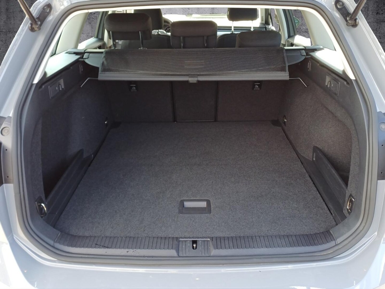 Volkswagen Passat Variant – Bild 14
