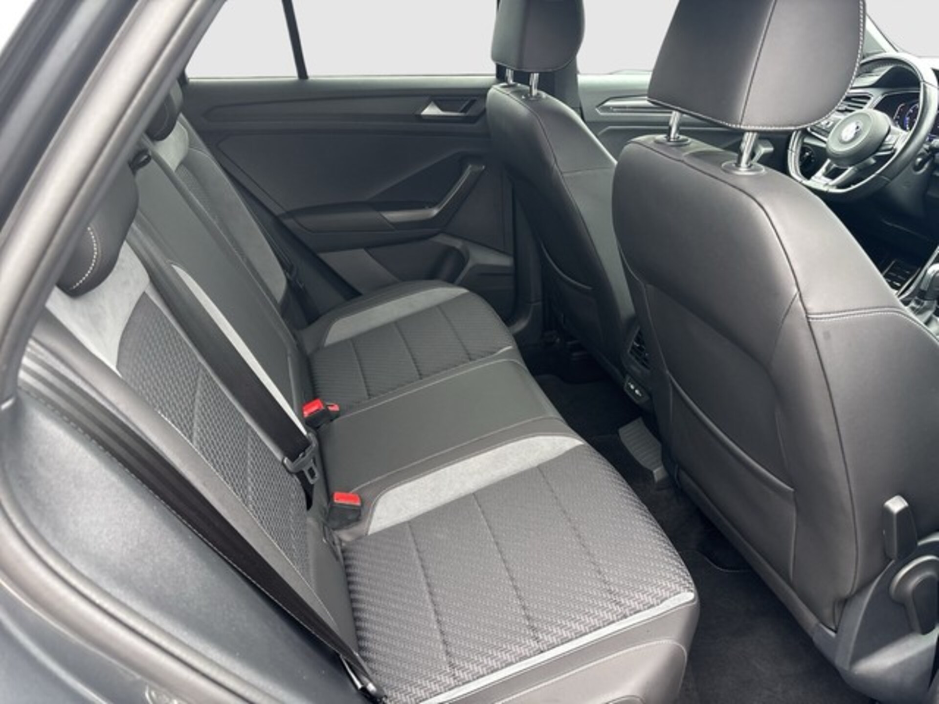 Volkswagen T-Roc Sport