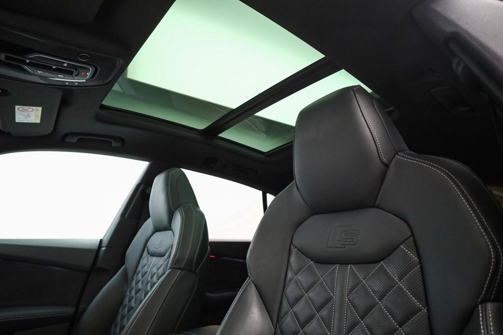 Audi SQ8 SUV