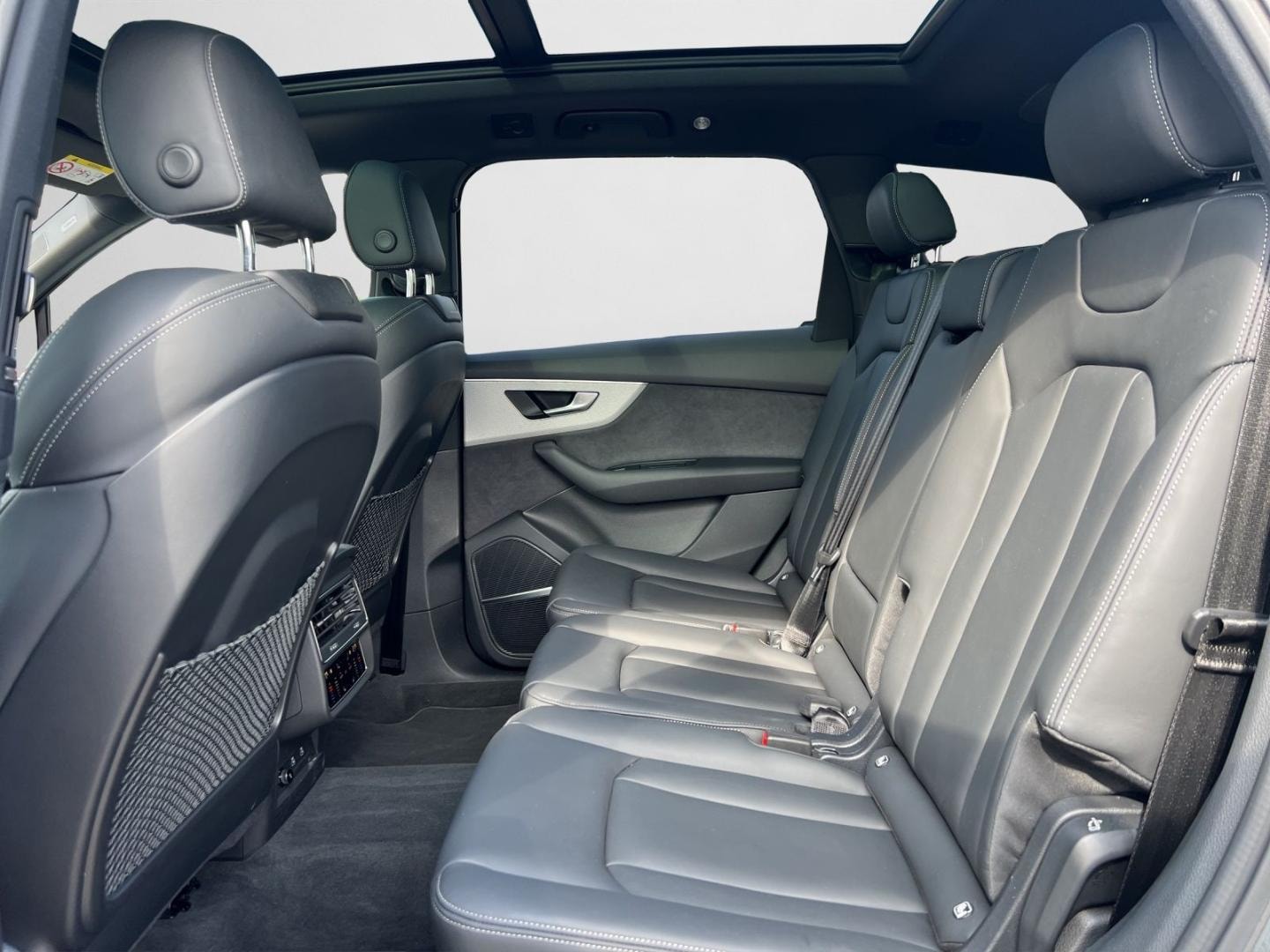 Bild über Audi Q7 SUV S line business TFSI quattro 250 kW tiptronic - für weitere Informationen kontaktieren Sie den Audi Partner